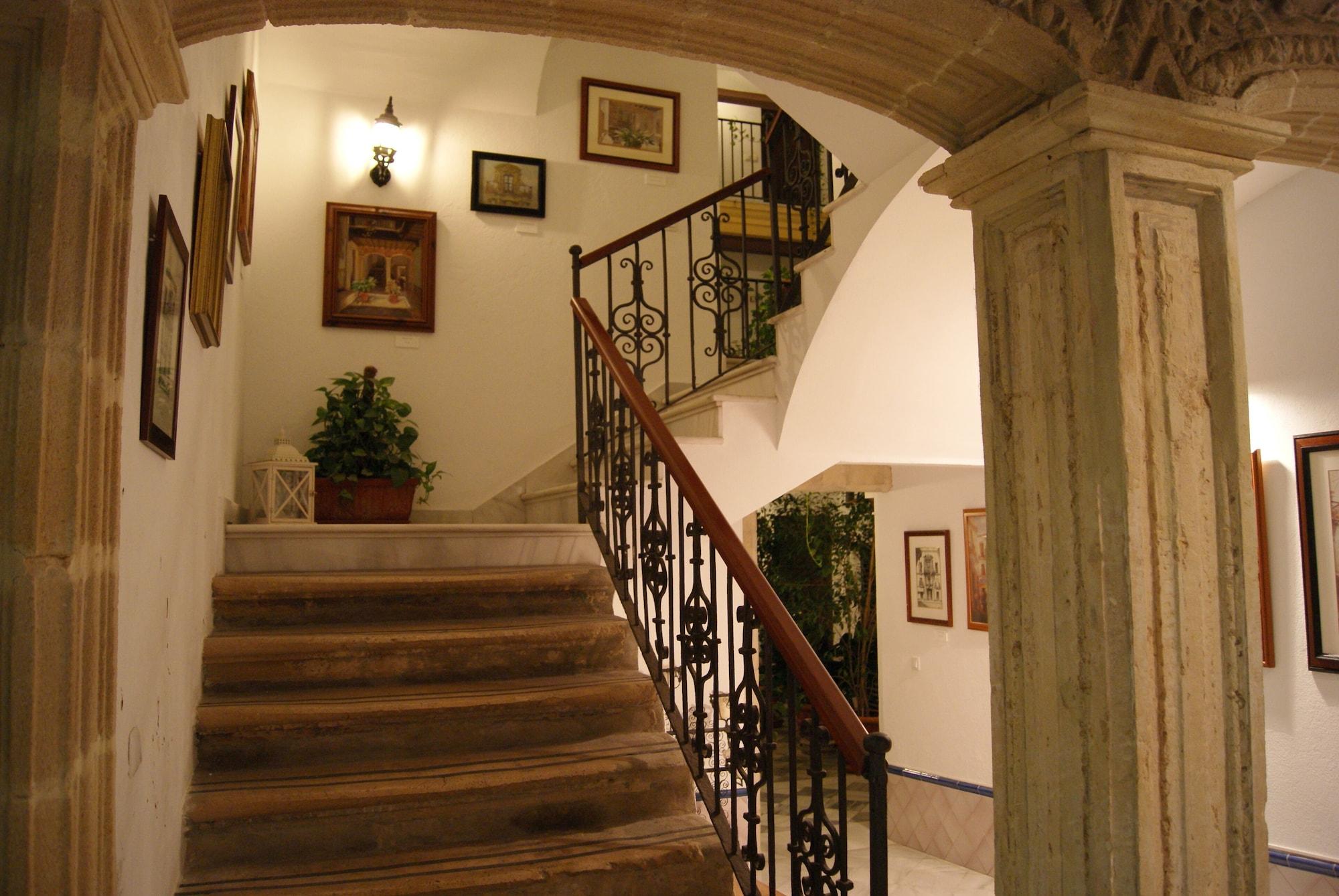 אל פוארטו דה סנטה מריה Casa Palacio De Los Leones מראה חיצוני תמונה